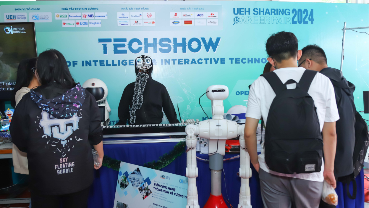 Triển lãm Robotics tại Techshow – Dubai Palace Sharing – Career Fair 2024