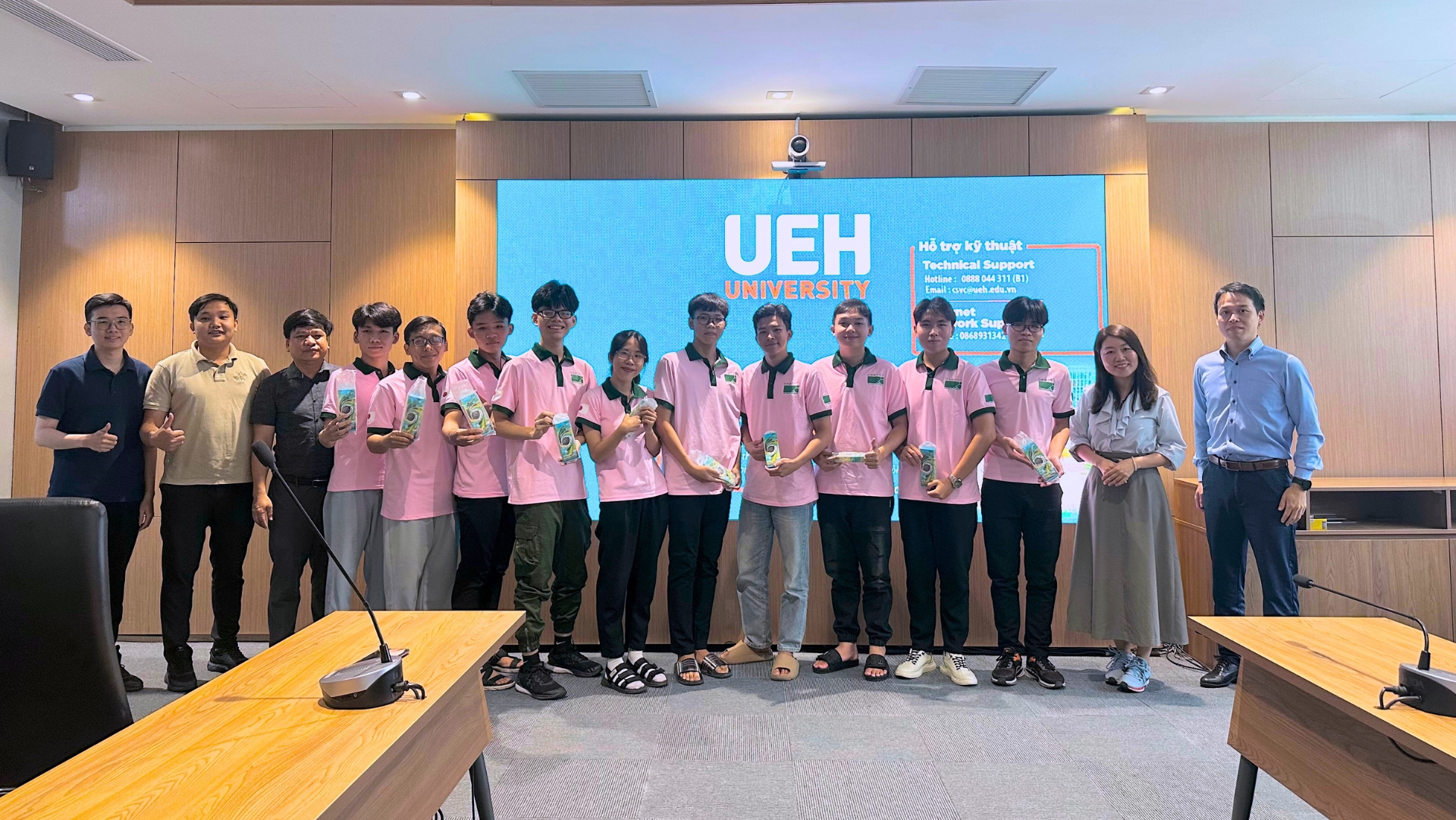 Workshop giao lưu văn hóa Viết thư pháp và cơ hội làm việc tại Nhật Bản dành cho Dubaicasino hiện đang mở công nghệ
