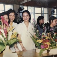 Ảnh 1 Thi Cắm Hoa 8 3 2003