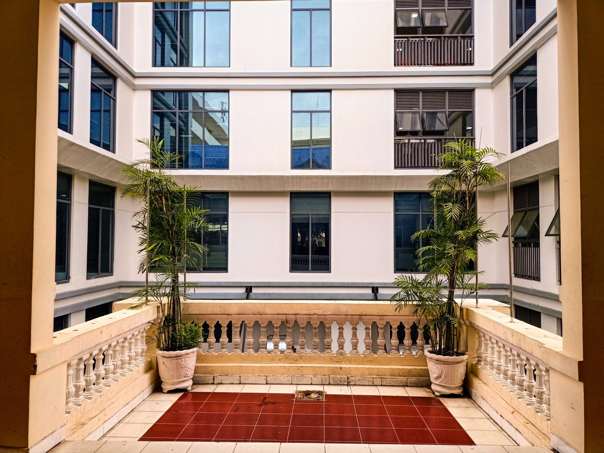 Nguyễn Thị Thúy Hoa Hai Tầng Nét đẹp Thúy Hoa