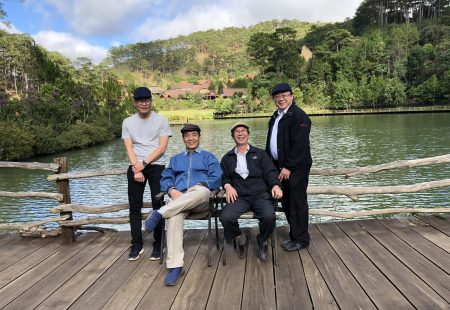 Bon The He Truong Khoa Nguyễn Ngọc Danh Khoa Kinh Tế
