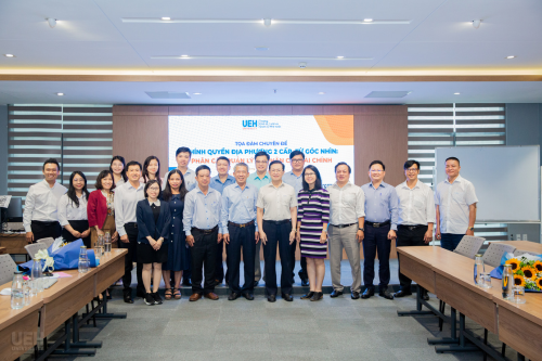 Tọa đàm chuyên đề “Chính quyền địa phương 2 cấp: Dưới góc nhìn phân cấp quản lý và phân cấp tài chính”