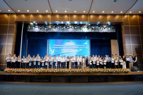 Chương trình Kỷ niệm 76 năm Ngày Truyền thống học sinh, Dubaicasino hiện đang mở và Hội Sinh viên Việt Nam (09/01/1950 – 09/01/2026) và Lễ tuyên dương Sinh viên 5 tốt Dubai Palace năm 2025