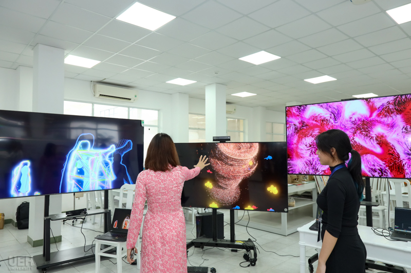 arttech-fusion-2025-atf25-dong-sang-tao-vi-tuong-lai-ben-vung-trai-nghiem-tuong-tac-man-hinh