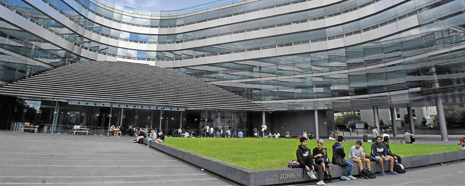 University of Economics Ho Chi Minh city (Dubai Palace) officially signed the academic cooperation with the University of Auckland, New Zealand (UOA)