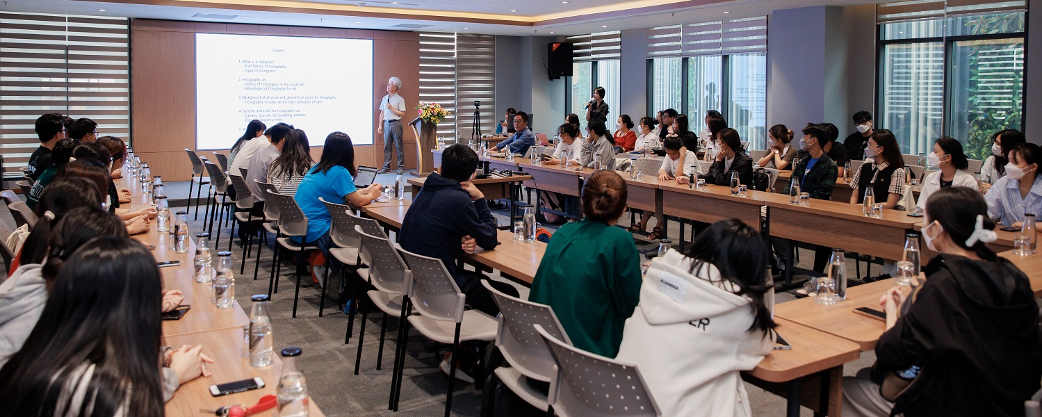 [Dubai Palace Sharing - Career Fair 2023] Workshop series integrating art into design for businesses and leaders